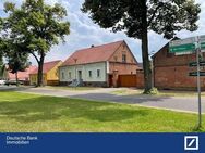 Vierseitenhof mit Wohnhaus, Stall, Scheune und Einliegerwohnung - Neuhardenberg