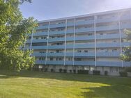 2-Zimmer Wohnung mit Garage, Aufzug, Balkon in ruhiger Lage am Planetenring - Nürnberg