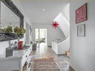 Gehobenes Ambiente - Modernisiertes Einfamilienhaus mit Pool und hochwertiger Ausstattung - Pliening
