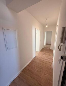 Kernsanierte 3-Zimmer-Wohnung in zentraler Lage von Nürnberg - Nürnberg