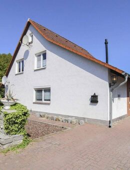 Sonnenbaden: EFH inkl. Werkstatt mit Garten in Sackgassenlage - Torgelow