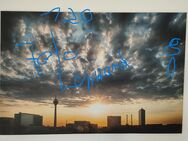 Foto Leinwand Düsseldorf Skyline 120 x 80 cm Wolken Rheinturm Promenade Foto - Bensheim