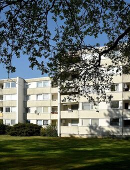Großzügige 3-Zimmer-Wohnung mit Dusche // 3.OG Wohnung 1 - WBS erforderlich! - Wolfsburg