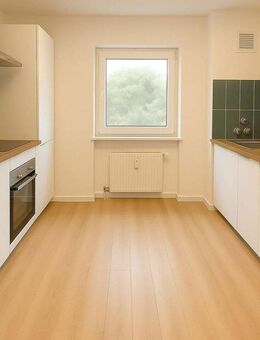 *Erstbezug* Kernsanierte 4-Zi-Wohnung mit EBK und Balkon + 1 Hobbyraum + 2 Keller - Heilbronn