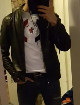 Attraktiver M28 sucht nette sympathische frau - Düsseldorf Zentrum