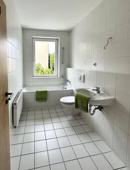 Süßes Nest für Singles oder Paare mit Tageslichtbad - Magdeburg