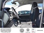 VW Touran, 1.5 l TSI UNITED 1 5 UNITED, Jahr 2021 - Norden