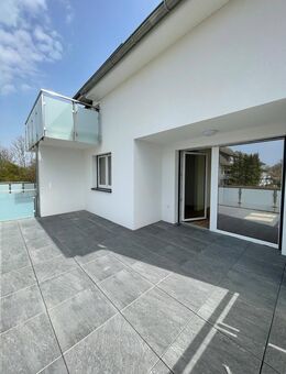 Verfügbar ab 01.11.2025 - 2 Zimmer mit großzügigem Balkon - Langenhagen