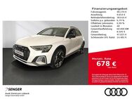 Audi A3, allstreet 35 TFSI Komfortpaket plus, Jahr 2022 - Lübeck