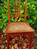 schöner alter Jugendstil Stuhl mit Wiener Geflecht in 57572