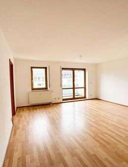 Wohnen im Herzog-Georg-Ring: 3-Raum-Wohnung mit Balkon! - Annaberg-Buchholz