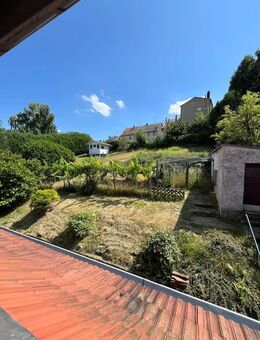 Familienidyll mit Platz & Potenzial - Freistehendes Ein- bis Zweifamilienhaus mit Garten, Garage in Elversberg - Spiesen-Elversberg