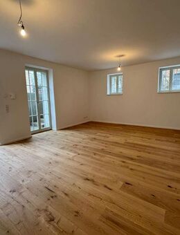 WOHN T RAUM - Exklusive 2-Zimmer-Wohnung mit Terrasse im Offizierskasino Jüterbog - Jüterbog