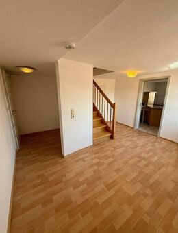 3,5-Zimmer-Wohnung mit EBK in historischer Altstadt von 74206 Bad Wimpfen zu vermieten! - Bad Wimpfen