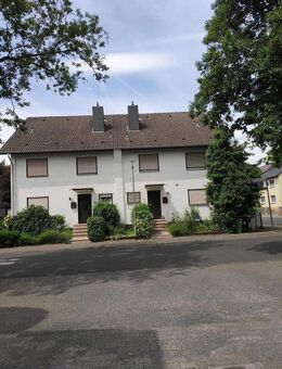 große Doppelhaushälfte ideal zum Wohnen und Arbeiten - Offenbach (Main)