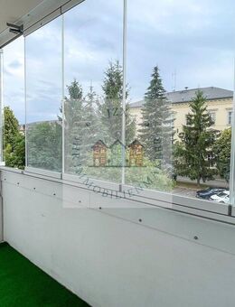 Geräumig und hell mit Balkon und Einbauküche - Wurzen