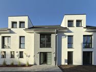 Seelze-Stadtkern: Neue 4-Zi.-Maisonette-ETW mit Fahrstuhl und Balkon im puristischen Wohnstil - Seelze