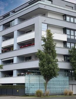 Moderne 3-Zimmer-Wohnung mit Balkon, TG-Stellplatz und Aufzug in zentraler Lage!! - Sindelfingen