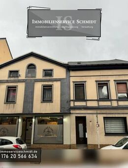 Geräumiges und teilweise renovierungs- bzw. sanierungsbedürftiges MFH mit Gewerbeeinheit in zentraler Lage von Lüdenscheid - Lüdenscheid