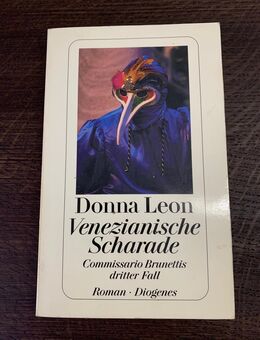 Buch: Donna Leon - Venezianische Scharade - Vilshofen (Donau) Zentrum