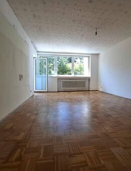 Erbpacht: Renovierungsbedürftig, frei, hell, 3-Zi. in 85540 Haar - Haar