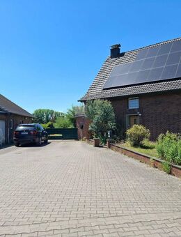 Topgepflegtes Zweifamilienhaus mit Garagen und Werkstatt in Uentrop!!! - Hamm