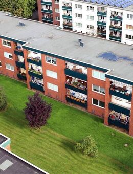 Sonnige 3,5-Zim.-Wohnung mit großer Loggia in Rellingen - Rellingen