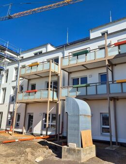 Traumhafte MÖBLIERTE 2 Raumwohnung im Erstbezug mit hochwertiger Ausstattung - Arnsdorf