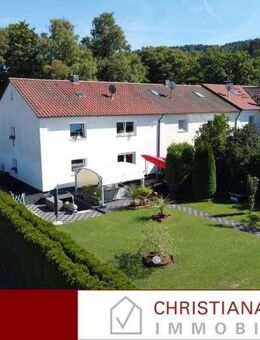 SCHÖNER WOHNEN: Einfamilienhaus mit Garten 2 Garagen, Ebingen - Albstadt