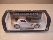 Mercedes Benz SLS AMG, NewRay Metall Modell 1:24 neuwertig unbespielt, OVP. - Amstetten