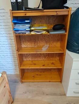 Regal aus Massivholz zu verkaufen - Ockenheim