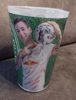 RB LEIPZIG Benjamin Šeško Bierbecher Stadionbecher Ur-Krostitzer 0,5l Fußball - Leipzig Nordost