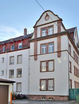 Sanierte Altbauwohnung im Herzen von Offenburg - Offenburg
