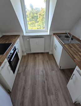 *Schöner Wohnen in Glückstadt: 3-Zimmerwohnung gemütlich unterm Dach* - Glückstadt