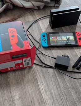 Nintendo Switch Konsole komplett - Bremen
