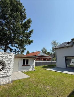 Erstbezug: Attraktive Doppelhaushälfte mit gehobener Ausstattung und Garten in Grünheide (Mark) - Grünheide (Mark)