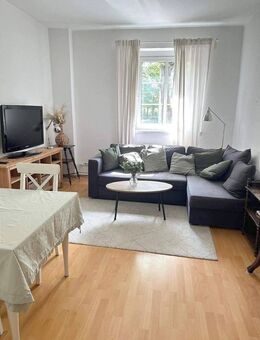 FREIE, TOLLE, HELLE GEMÜTLICHE, WGH. M. GR. EBK UND BALKON IN GRÜNLAGE U. 10 MIN. FUSSWEG Z. TEMPELH. FELD - Berlin