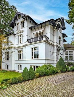 Zeitlose Eleganz trifft modernen Luxus – repräsentative Villa in Toplage! - Hamburg