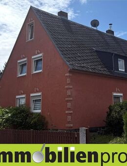 1330 - Aktuell vermietete Doppelhaushälfte in Hof am Vogelherd - Hof
