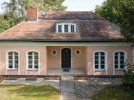 Traumhafte Villa am Groß Glienicker See - Einmalige Lage in erster Seelinie - Potsdam