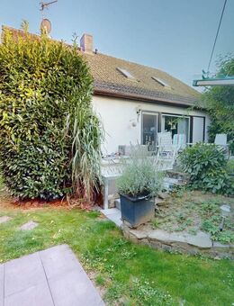 Geräumige 3-Zimmer-Wohnung in einem Einfamilienhaus mit EBK und tollem Gartenbereich - Wöllstadt
