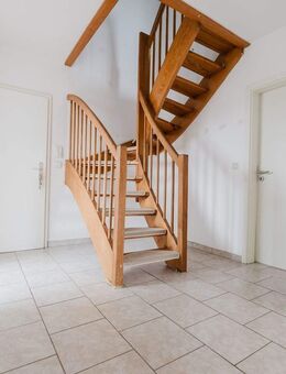 Maisonettewohnung mit Loggia und viel Platz auf zwei Ebenen - Bremen