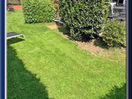 OBERURSEL/Ts. Große EG-Wohnung mit riesigem Garten (Im 2-FH!!) - Oberursel (Taunus)