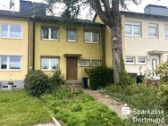 Haus im Dörnröschenschlaf mit Platz für Autos - Dortmund