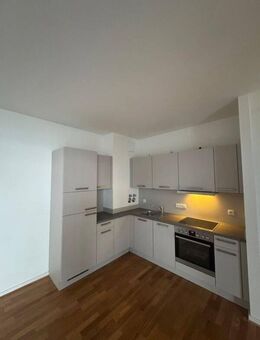 2-Zimmer-Wohnung mit Wohnküche, Vollbad und Balkon - Berlin