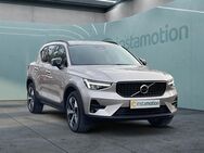 Volvo XC40, B3 (Benzin) Plus Dark Automatik, Jahr 2024 - München