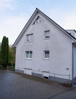 Eigentumswohnung von 2014, ca. 71,85 m², 3 Zimmer, Küche, Bad, Abstellraum, Balkon, Stellplatz, Kelleranteil in zentraler Lage von Bad Oldesloe - Bad Oldesloe