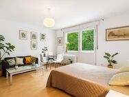 Helles Studio mit Balkon und Gartenblick im Zentrum von Moabit. - Berlin