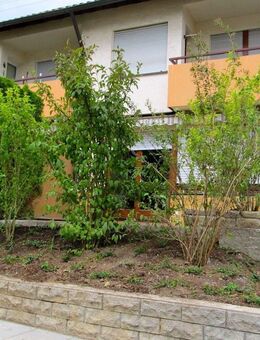 Reihenendhaus mit sonnigem Garten und Garage in Markgröningen. Zum 1.2.2025 verfügbar - Markgröningen