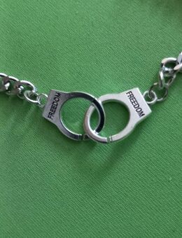 KETTCHEN/Ring "Freedom" Handschellen nur ab 3 € - Gemmingen